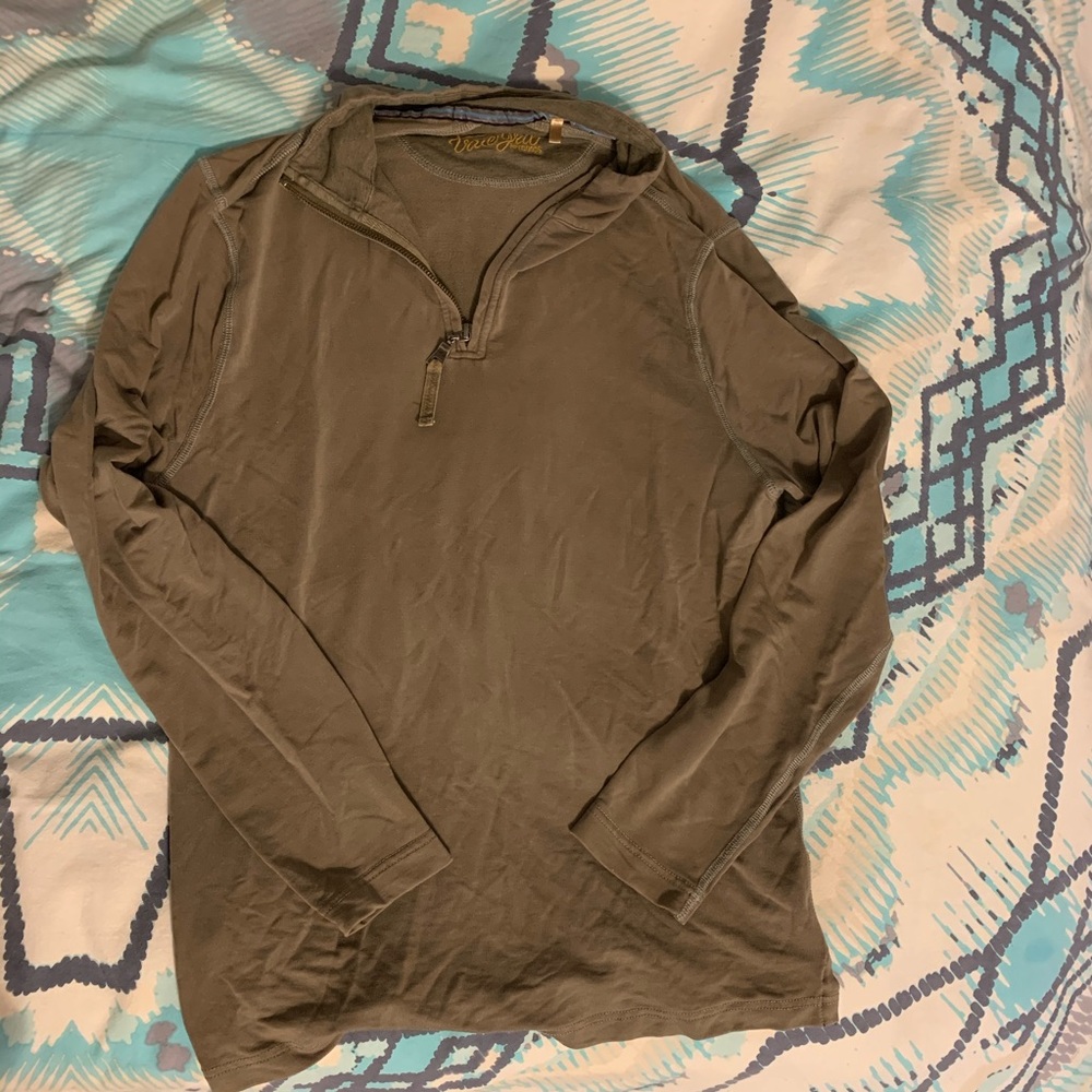 Men’s true grit pullover